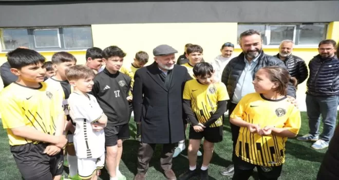 Kayseri Kocasinan’dan futbola önemli hizmet