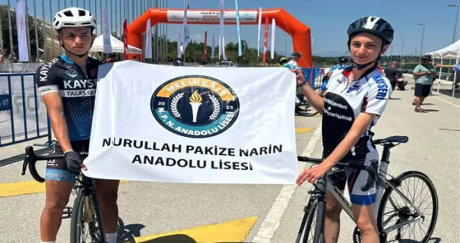 Kayseri’nin gururlandıran lise... Bisiklet ve voleybolda parladı