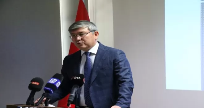 Kazak Büyükelçi Saparbekuly ulusa seslenişteki reformları anlattı
