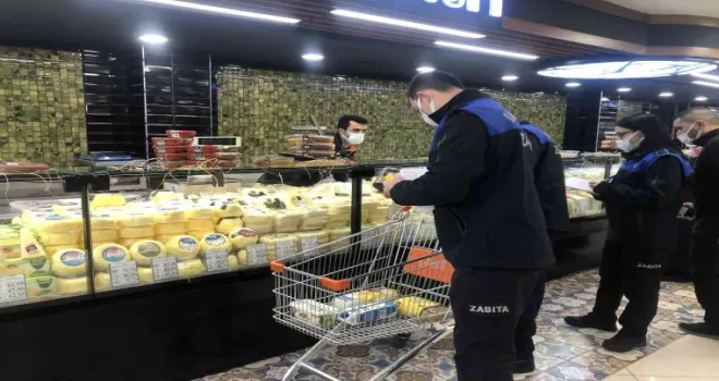KDV indirimi sonrası zabıta ekipleri marketlerde denetim gerçekleştirdi
