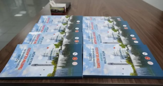 Keçiören’de LGS öğrencilerine 5 bin adet tanıtım kılavuzu dağıtıldı
