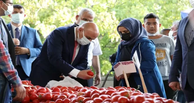 Keçiören’deki semt pazarlarında sıkı denetimler devam ediyor
