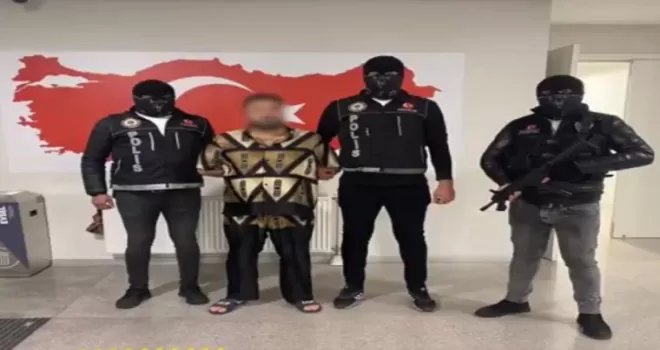 Kırmızı bültenli 3 yurtdışı firarisi daha yakalandı!