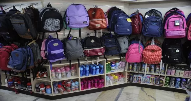 Kırtasiyeciler yeni eğitim-öğretim dönemine hazır
