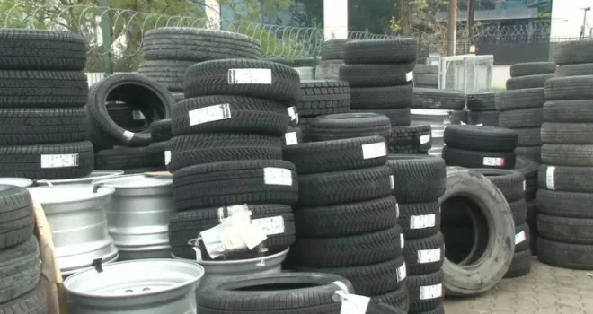 Kış Lastiği zorunluluğunun son gününde lastikçilerde yoğunluk yaşanıyor
