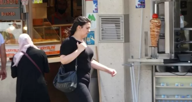 Kısıtlama sonrası Taksim’de manzara aynı
