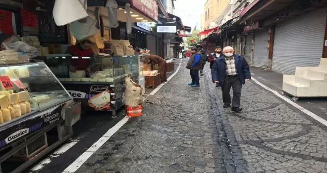 Kısıtlamanın bitmesiyle İstanbul hareketlendi
