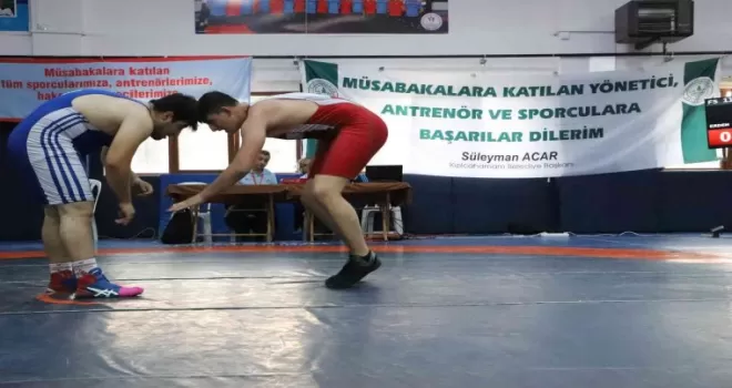 Kızılcahamam’da 310 sporcu güreşti
