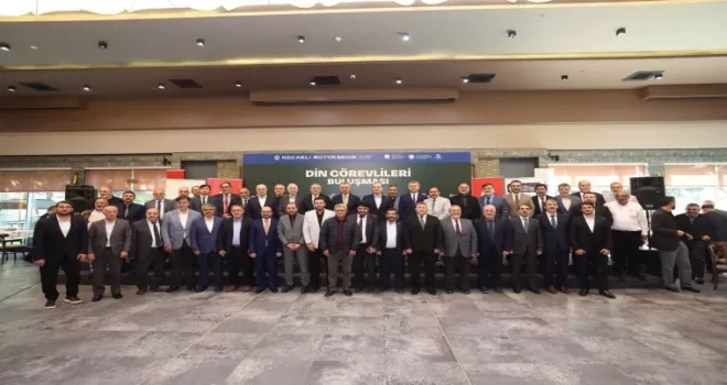 Kocaeli’de Başkan Büyükakın, 12 ilçeden din görevlileri ile bir araya geldi
