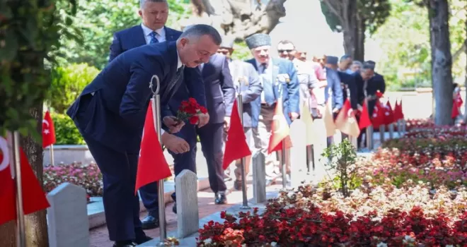Kocaeli’de dualar kahramanlar için yükseldi