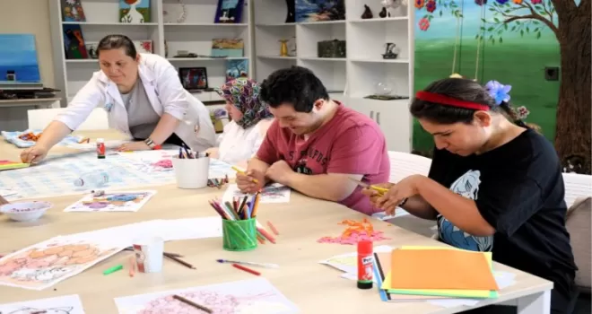 Kocaeli’de sanatla özgüven ’Gonca’ ile kazanılıyor