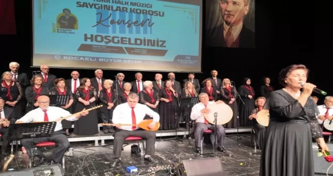 Kocaeli’de Saygınlar Korosu gönülleri mest etti