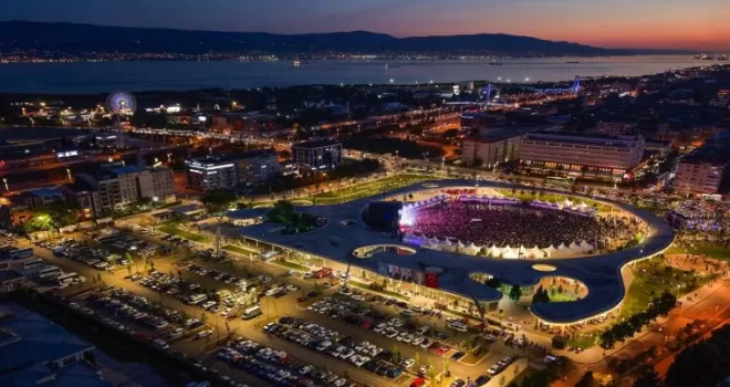 Kocaeli’de yaz neşesi meydana taşınıyor
