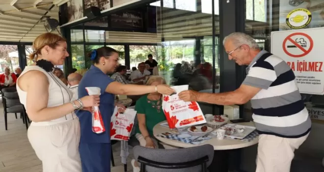 Kocaeli İzmit’te Babalar Günü’ne sevgi dolu kutlama