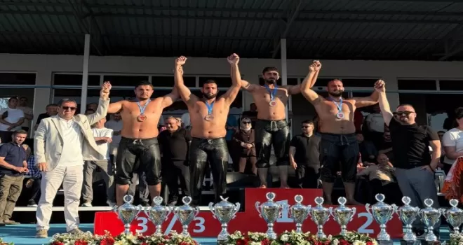 Kocaeli Kağıtspor, Bükreş’te minderi salladı