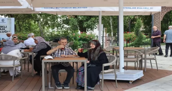 Kocaeli Saygınlar Kulübü’nde saygıdeğer sevda