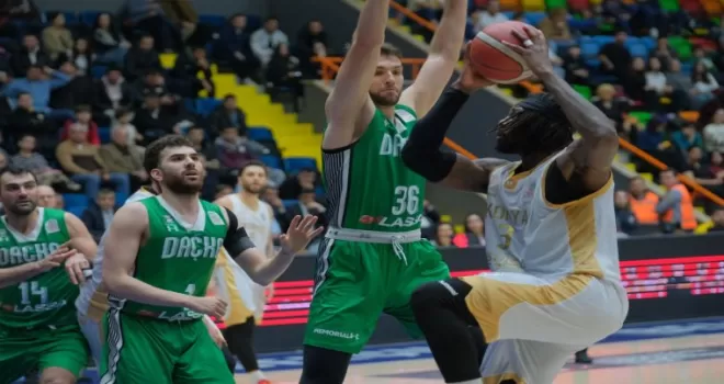 Konya Büyükşehir Belediyespor, Darüşşafaka’yı farklı yendi
