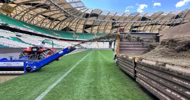 Konya Büyükşehir Stadı’nda renovasyon çalışmaları