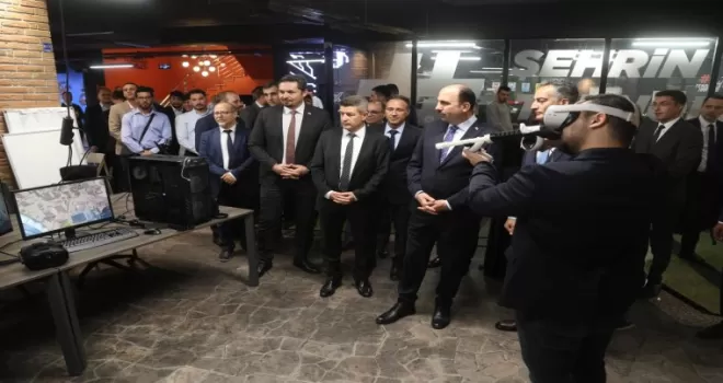 Konya’da ’EnginHub’ ilk mezunlarını verdi