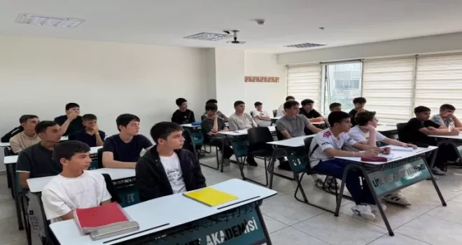 Konya’da Lise Medeniyet Akademileri Yaz Okulu başladı