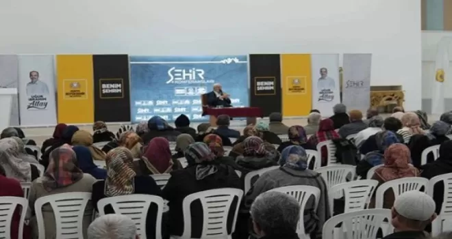 Konya’da Şehir Konferansları devam ediyor
