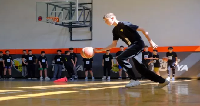 Konya geleceğin basketbolcularını keşfediyor