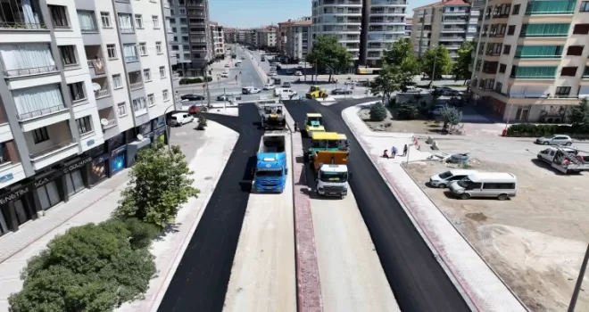 Konya Karatay’da asfalt çalışmalarına devam
