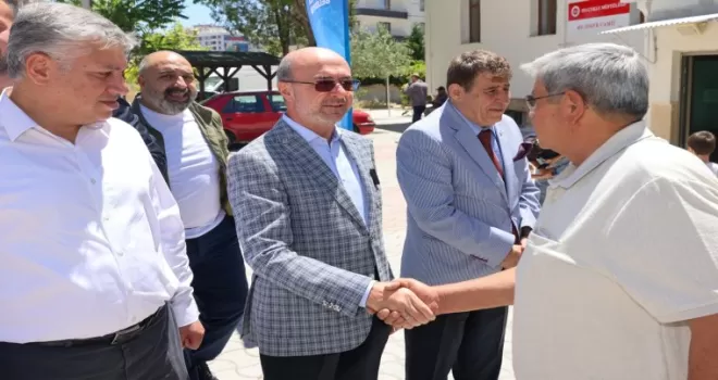Konya Selçuklu’da Pekyatırmacı mahalle sakinlerini dinledi