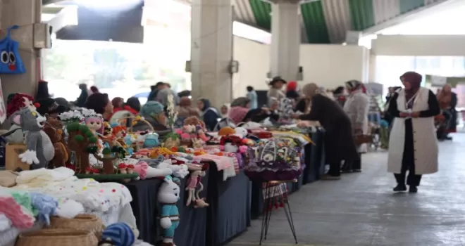 Konyalı kadınlar KOMEK Pazarı’nda buluştu