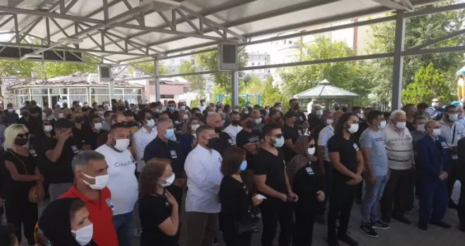 Koray Avcı’nın babası toprağa verildi
