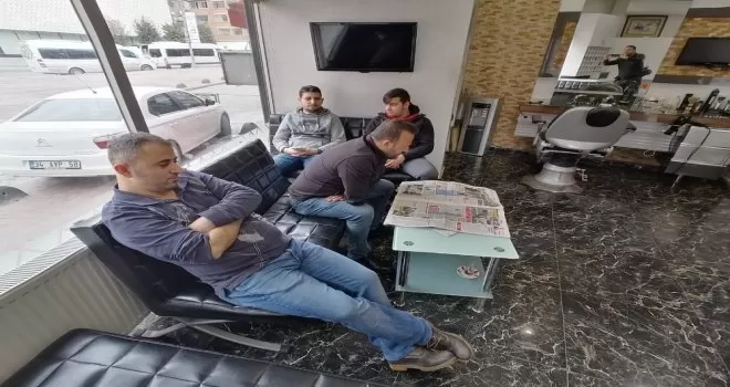 Korona virüs nedeniyle berberler boş kaldı
