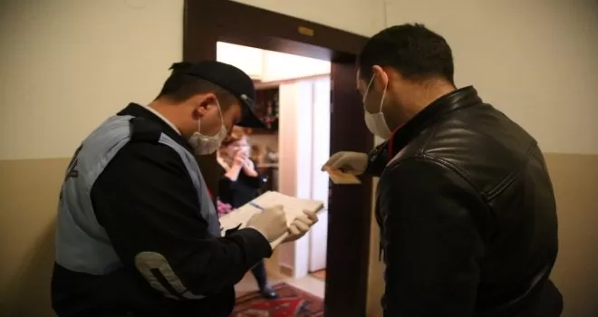 Korona virüs salgınına karşı Kadıköy el ele
