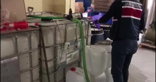 Korona virüsü fırsata çevirmeye çalışanlara Jandarma baskını
