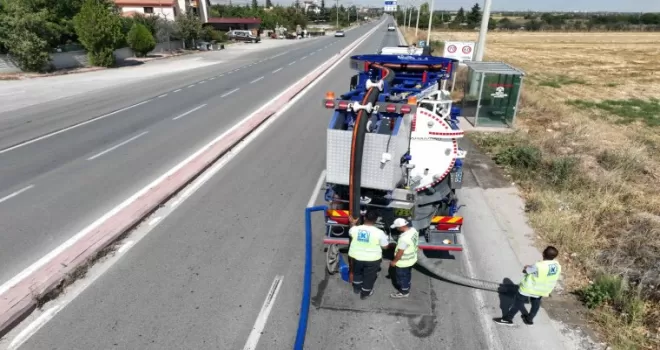 KOSKİ’den Hatıp Caddesi’nde kanalizasyon hattında kapsamlı bakım