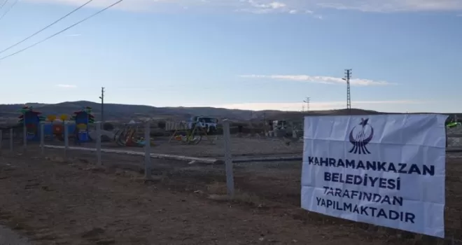 Köylerde kilitli parke taşı seferberliği sürüyor
