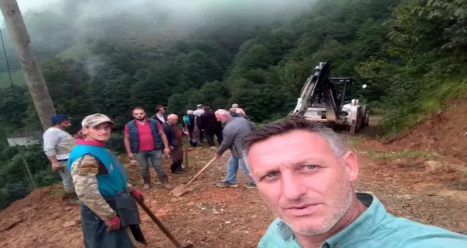 Köylüler ihtiyaç duydukları yolu imece ile yaptı
