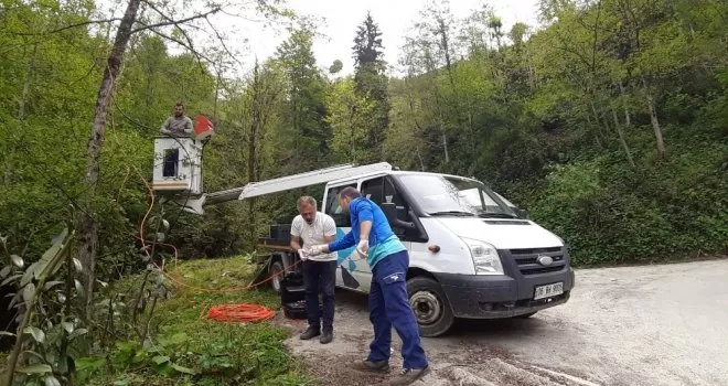Köylüler “İnternetimiz ve telefon hattımız yok“ deyince gerçek ortaya çıktı
