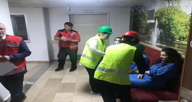 KTÜ Farabi Hastanesi’nde yangın tatbikatı yapıldı
