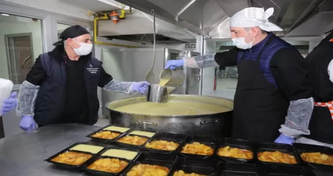 Küçükçekmece Belediyesi Ramazan’da da vatandaşların yanında
