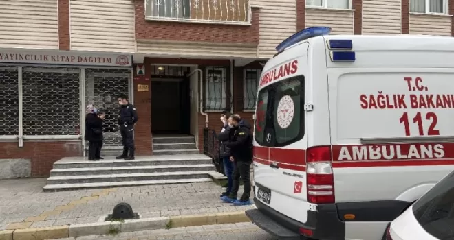 Küçükçekmece’de apartmanın bodrum katında ceset bulundu
