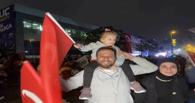 Küçükçekmece’de Cumhurbaşkanlığı seçim zaferi kutlaması
