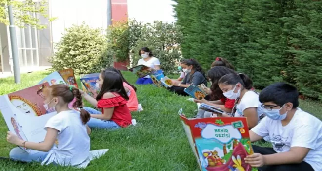Küçükçekmece’de dolu dolu yaz kursları
