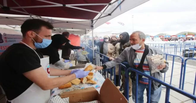 Küçükçekmece’de Karadeniz rüzgarı esti
