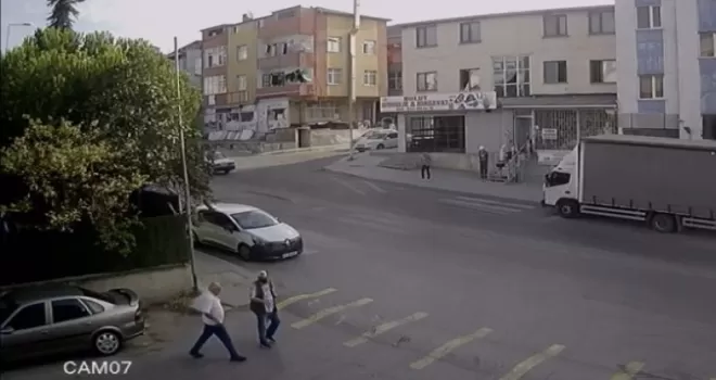 Külçe altın görünümlü çakmağı 5 bin liraya sattılar
