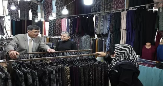 Kütahya Geleneksel Bayram Pazarı’na yoğun ilgi