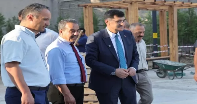 Kütahya Ulucami’deki çalışmalara Başkan Kahveci’den sıkı takip