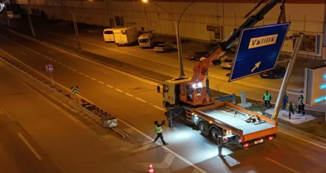 L tipi levhalar, trafik akışını rahatlatıyor