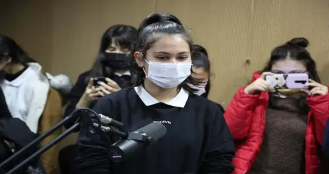 Lise öğrencilerinden Radyo Angara TV’ye ziyaret
