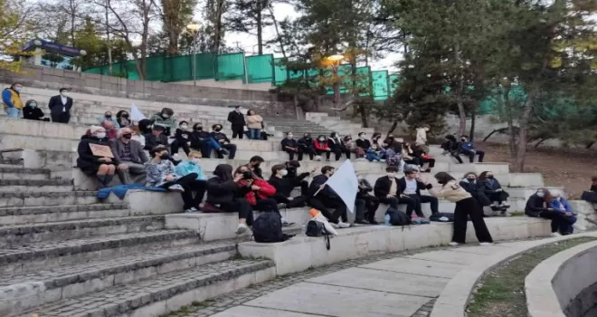 Liseli Gençler, iklim sorunlarını masaya yatırdı
