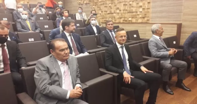 Macar Kültür Merkezi’nde Macar ve Türk futbol tarihini anlatan sergisi açıldı
